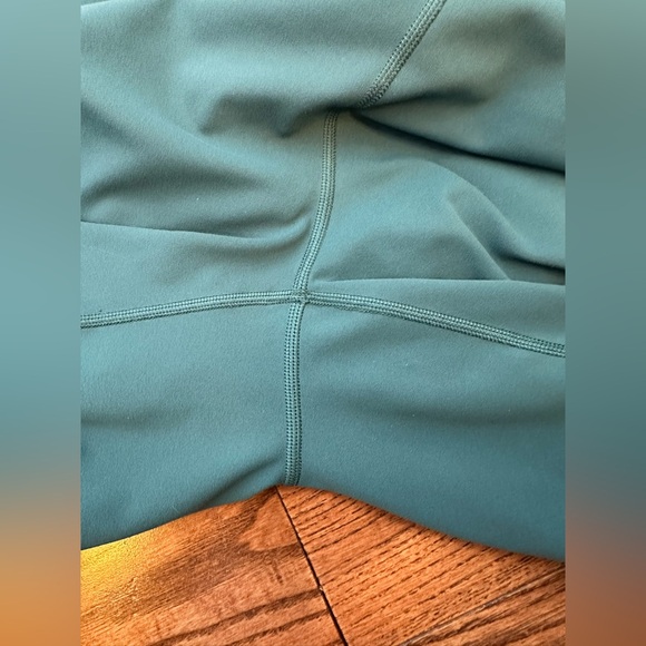 Lululemon Align Super-High-Rise Ribbed-Waist Jogger - Picture 13 of 13